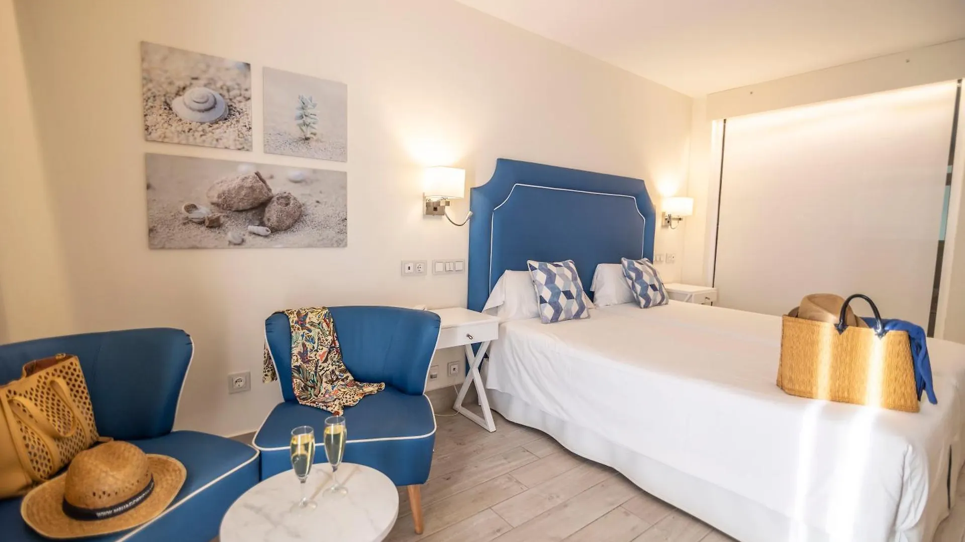 Hotel Boutique Tao Caleta Mar Corralejo 3*,